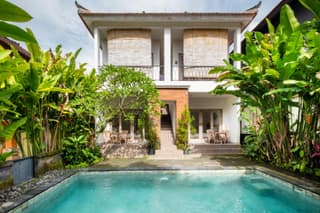 Suweta Homestay with Private Pool by Supala