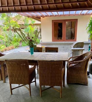 Spacious 4-bedroom garden villa