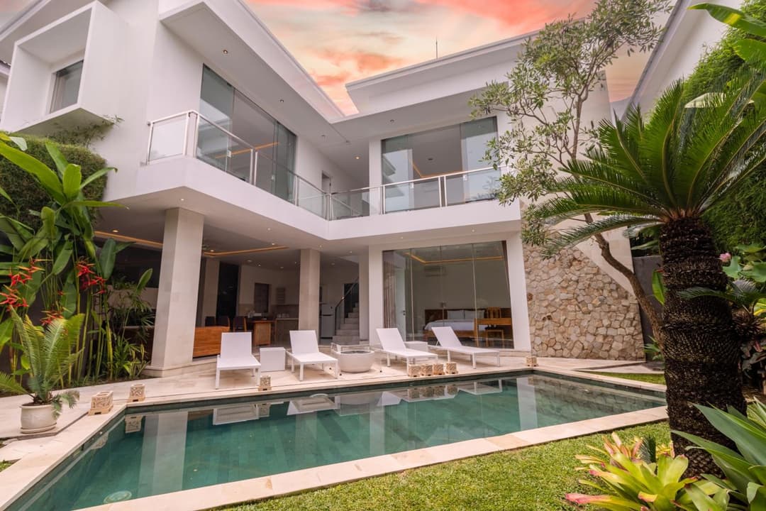 Villa Kusamakura Seminyak — photo 1 of 1