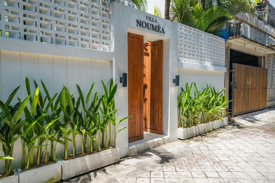 Villa Noumea - Classy smart 3BD villa in Canggu! — photo 1 of 100