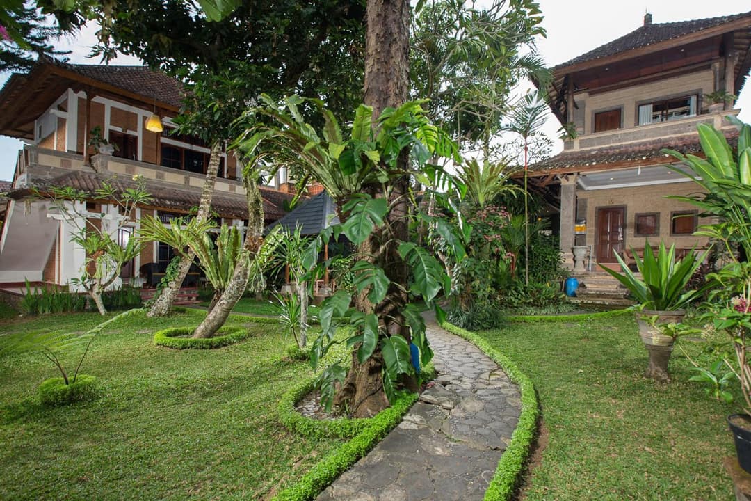 Alas Petulu Villa Resort and Spa — photo 1 of 281
