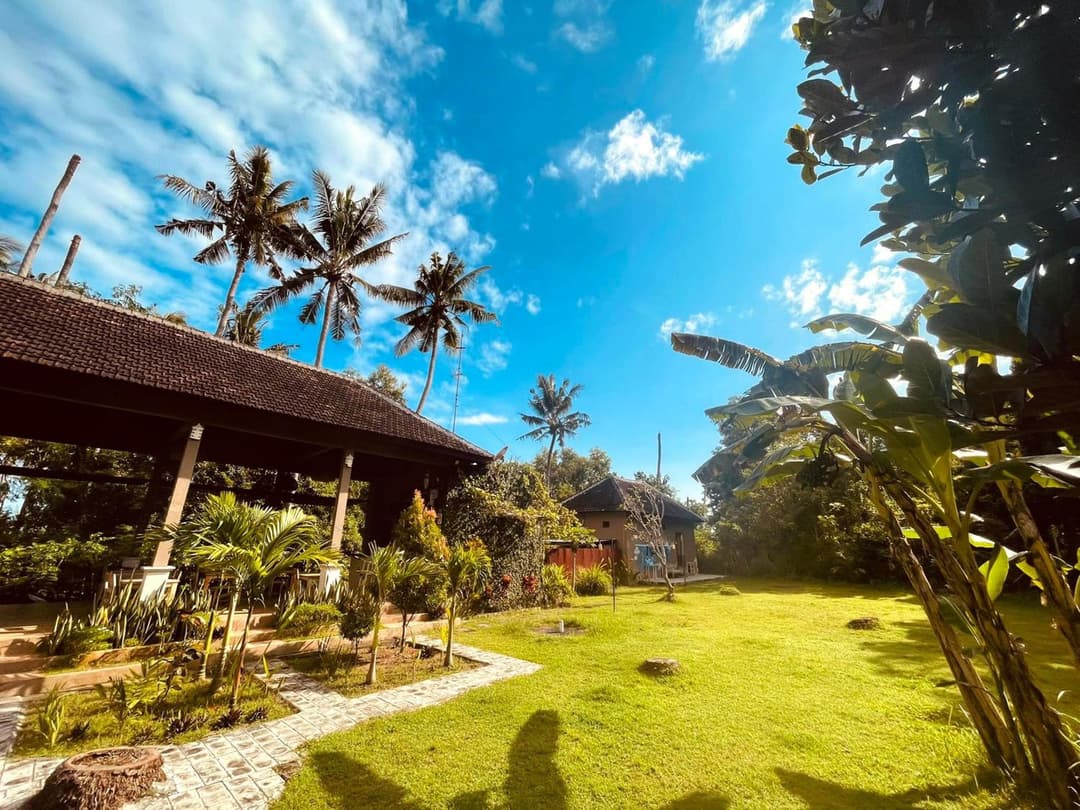 Apit Lawang Villas & Resto — photo 1 of 65