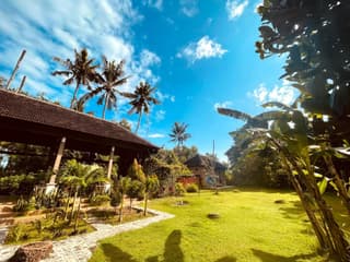 Apit Lawang Villas & Resto