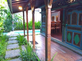 Villa BAgus - near Seminyak beach & trendy shops, restaurants, cafes