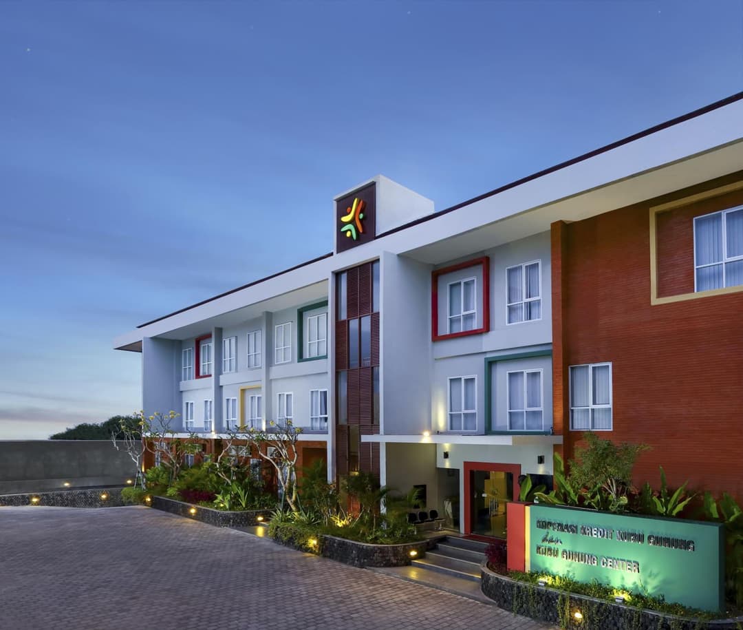 Zizz Convention Hotel — photo 1 of 29