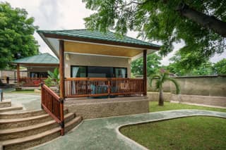 Lunar Dive Resort: Bamboo Villas