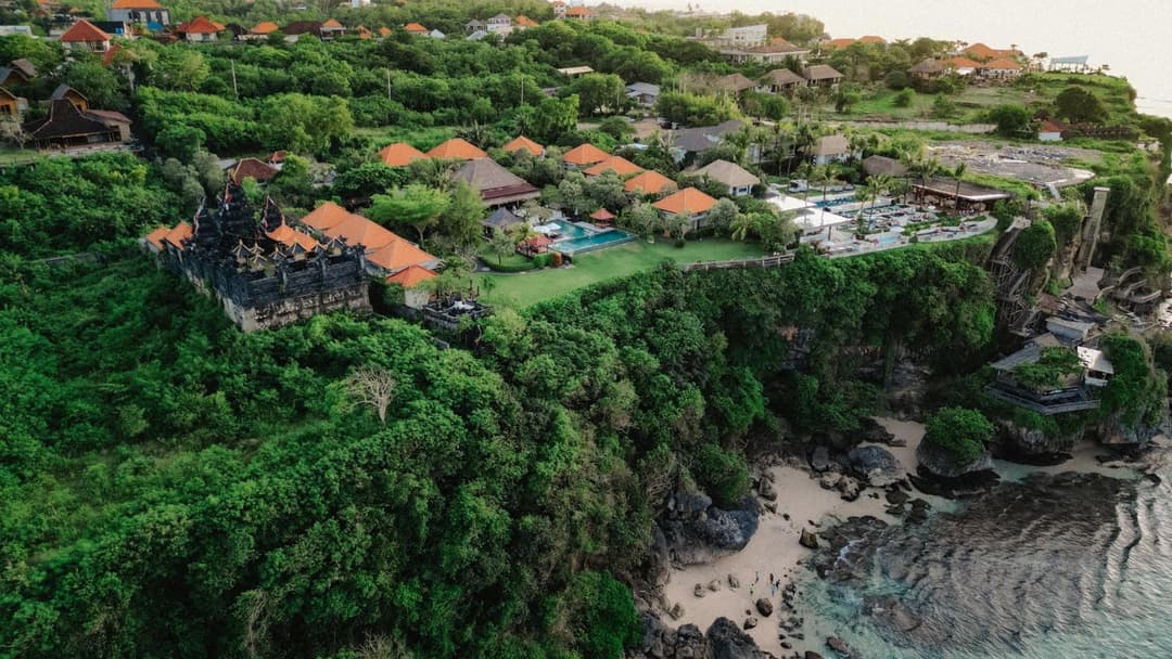 Uluwatu Cottages — photo 1 of 53