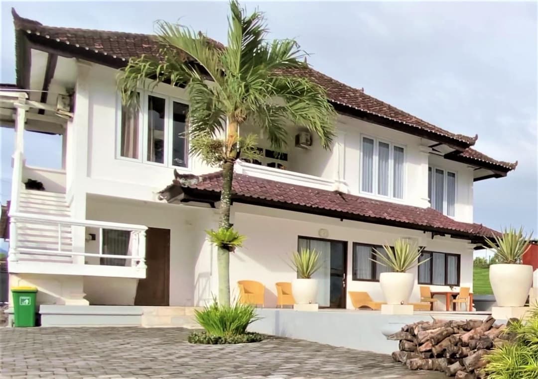 Medewi Manor — photo 1 of 1