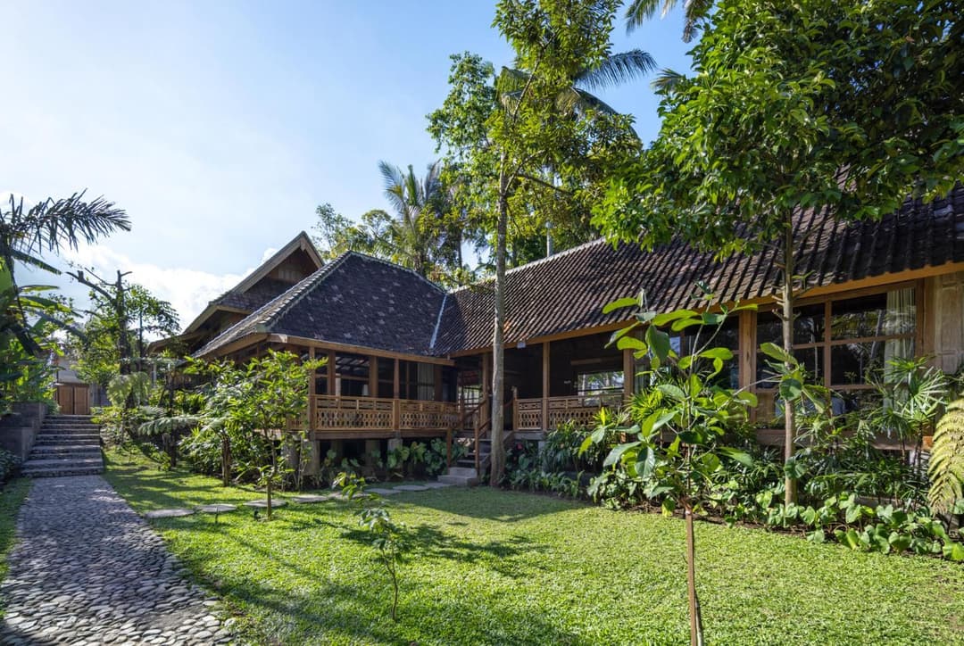 RUMAH KAYU RESORT — photo 1 of 40