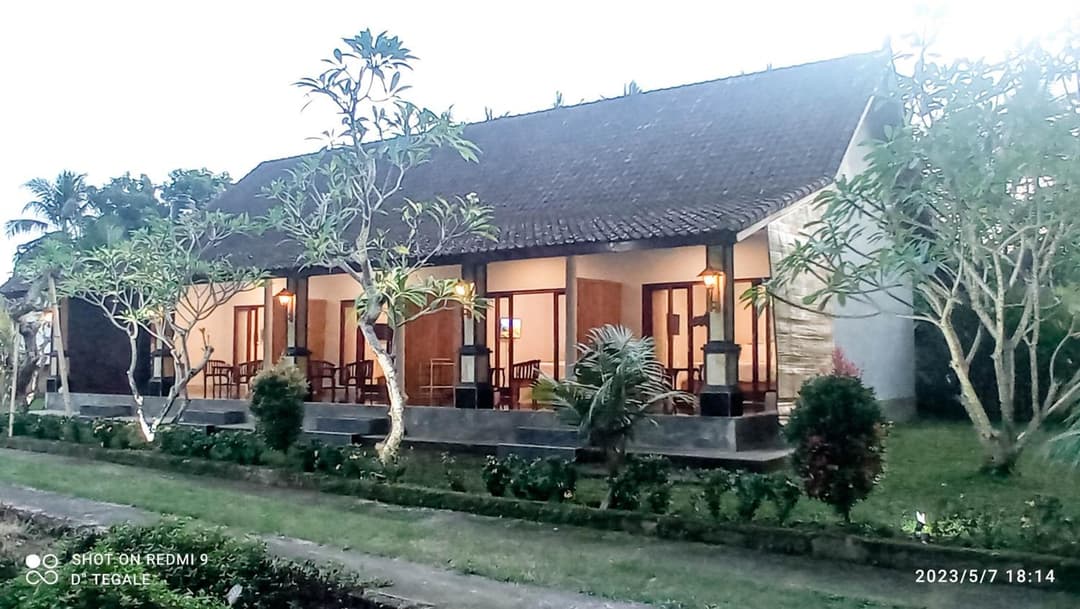 D' Tegal House — photo 1 of 27