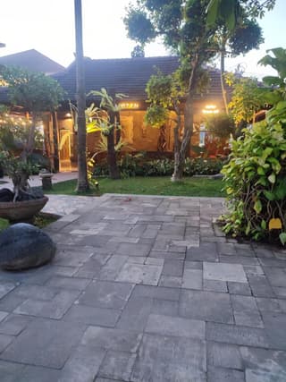 Sari Bunga Hotel - Legian, walking distance to Legian Beach