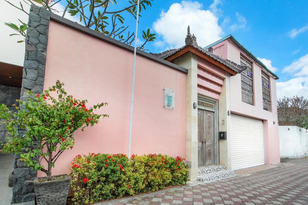 Villa Casa Adeline — photo 1 of 71