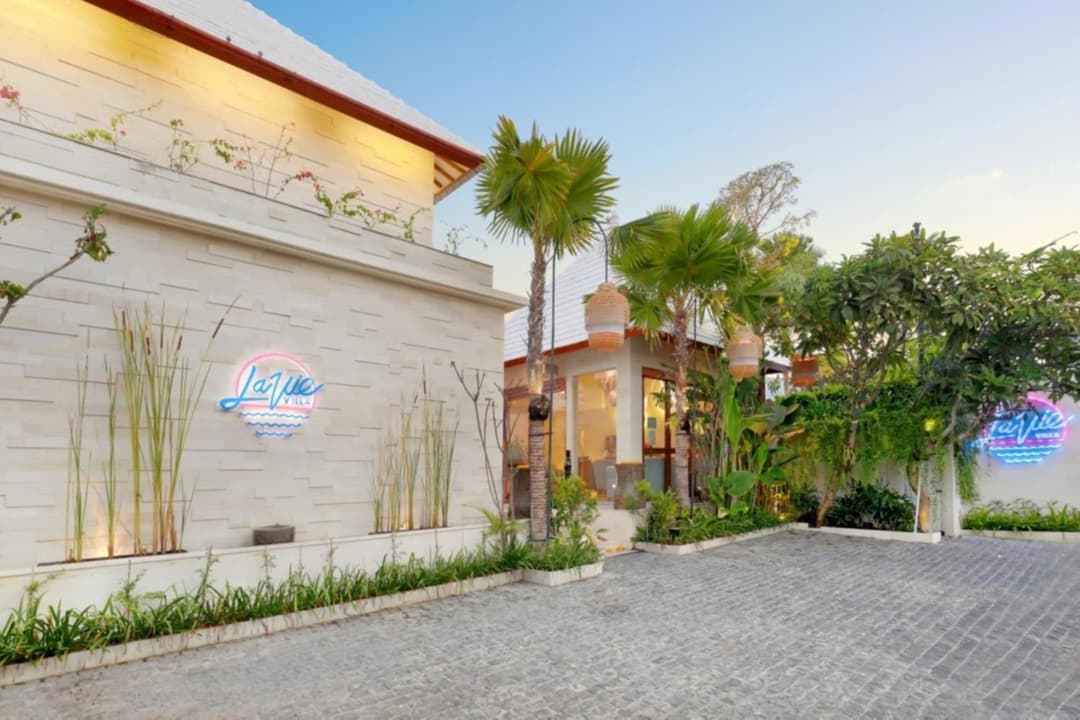 La Vie Villa Seminyak by Ini Vie Hospitality — photo 1 of 64