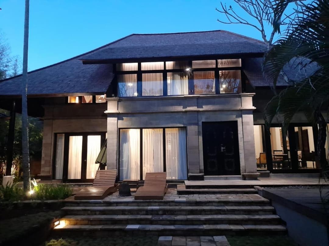 The Royal Beach Seminyak Bali — photo 1 of 93