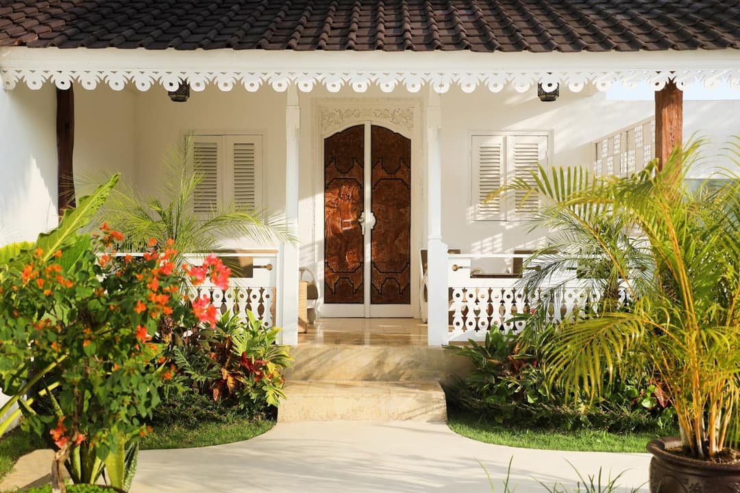 Puri Tempo Doeloe Boutique Hotel — photo 1 of 73