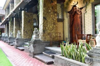 Satriya Cottages