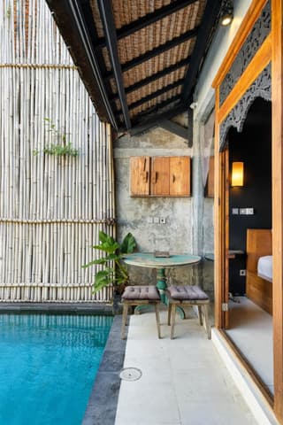 Black House Villa by Betterplace