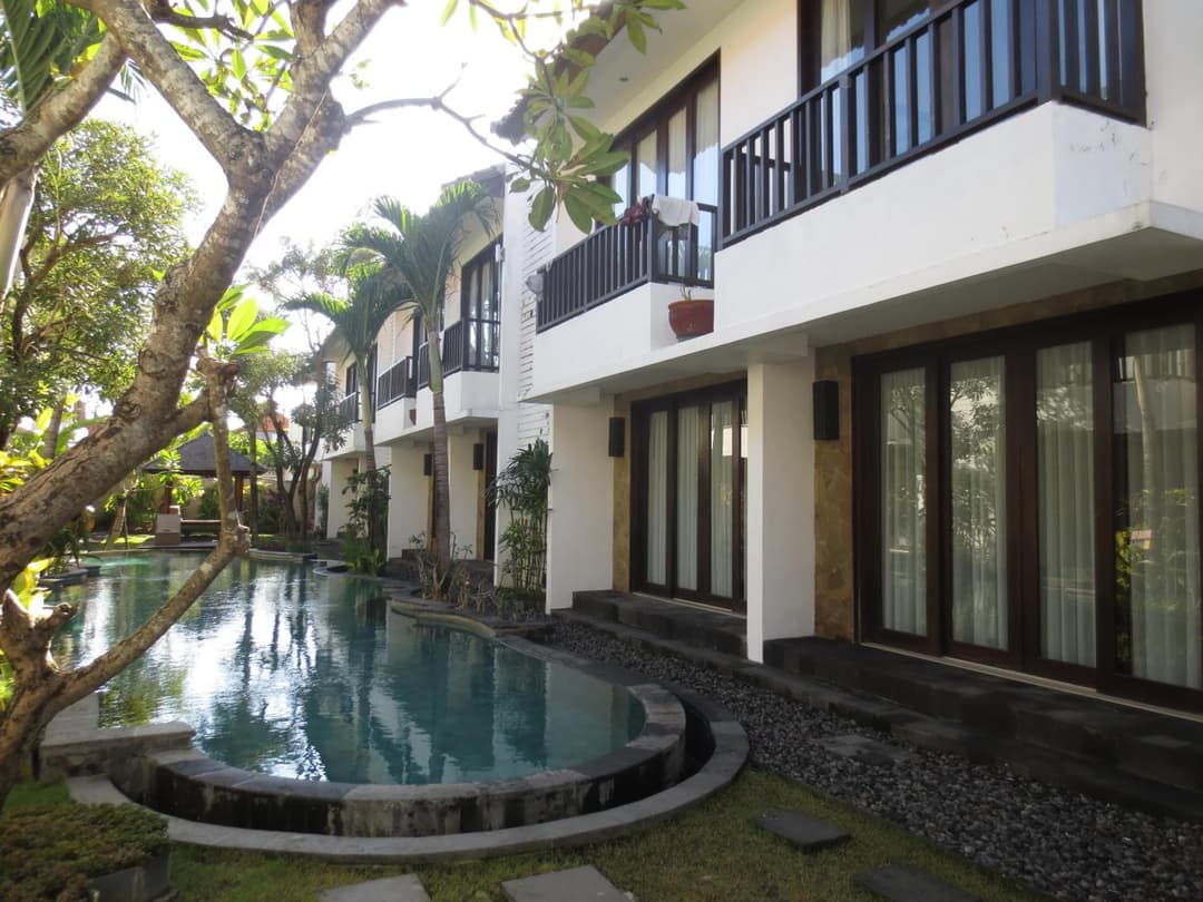 Seminyak TownHouse — photo 1 of 32