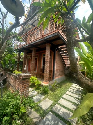 Uma Dewa homestay