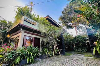 Frangipani Villa Kuning at Berawa