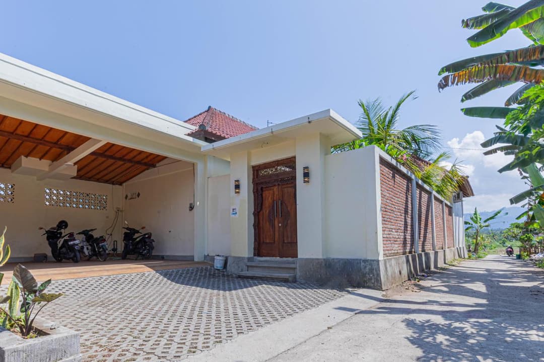 Sandz House — photo 1 of 64