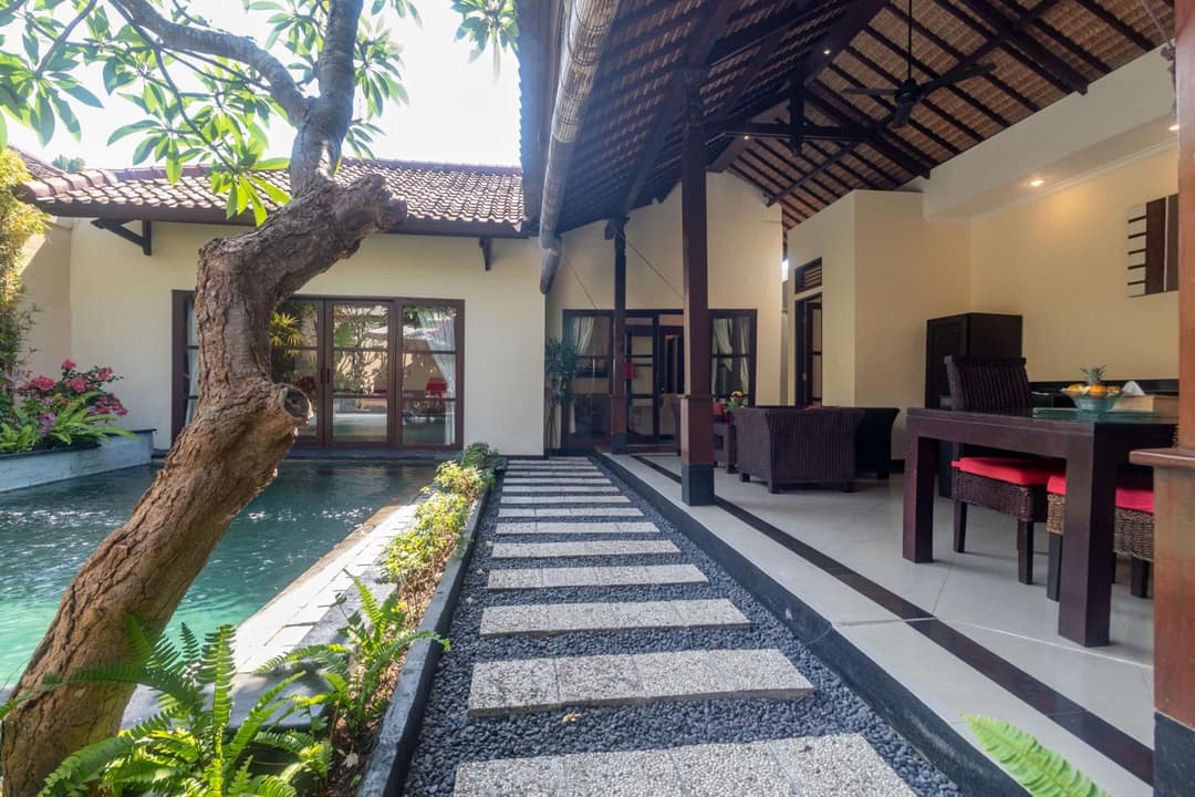 Aleesha Villas and Suites — photo 1 of 1