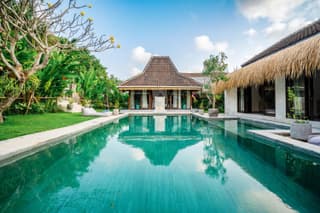 Villa Almar - Unique and Spacious 3BR Villa in Canggu