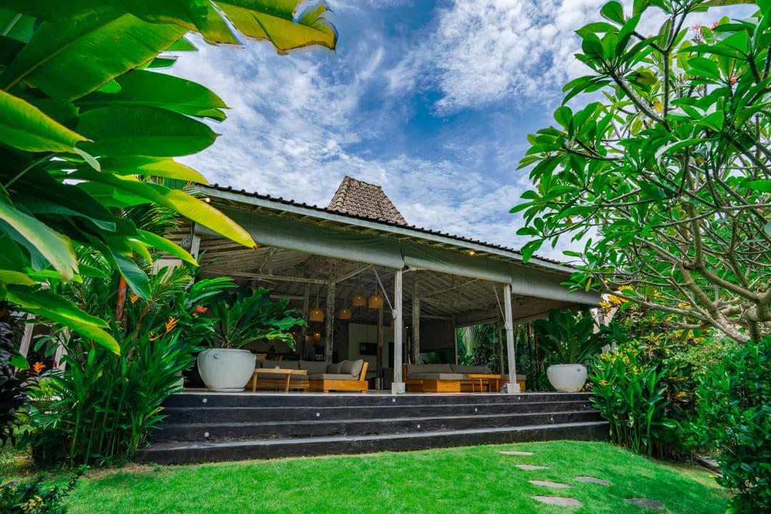 Villa Stella - 4BR Sanctuary in Padonan, Few Minutes to Canggu — photo 1 of 1