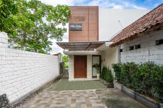 Villa Ozkar - Elegant 3-Bedroom Villa with Pool & Sunset Terrace