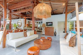 Villa Sukacita