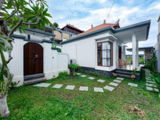 Villa Pakis