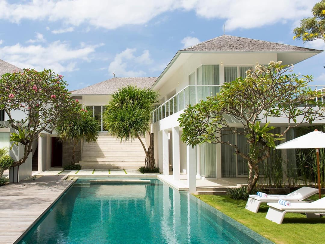 Villa Canggu — photo 1 of 37