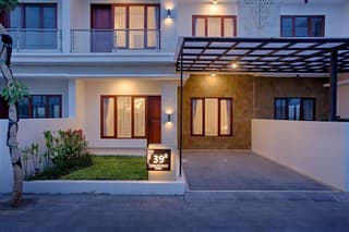 Taman Seminyak Suites