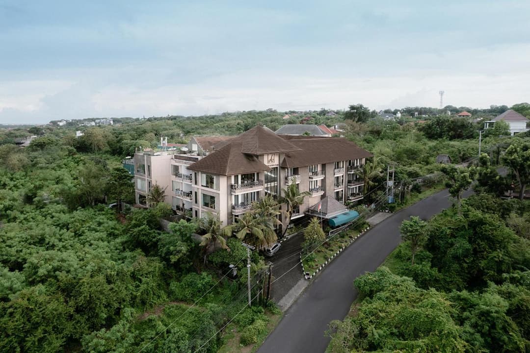 Amaroossa Suite Bali — photo 1 of 75