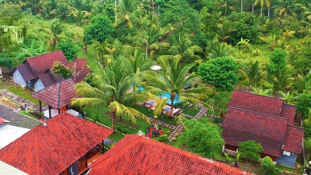 Mamaras Guest House — photo 1 of 136