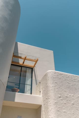 Berawa Breeze - Chic 4BR Beachside Oasis with Sauna