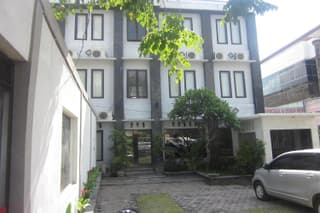Hotel Warta Dua