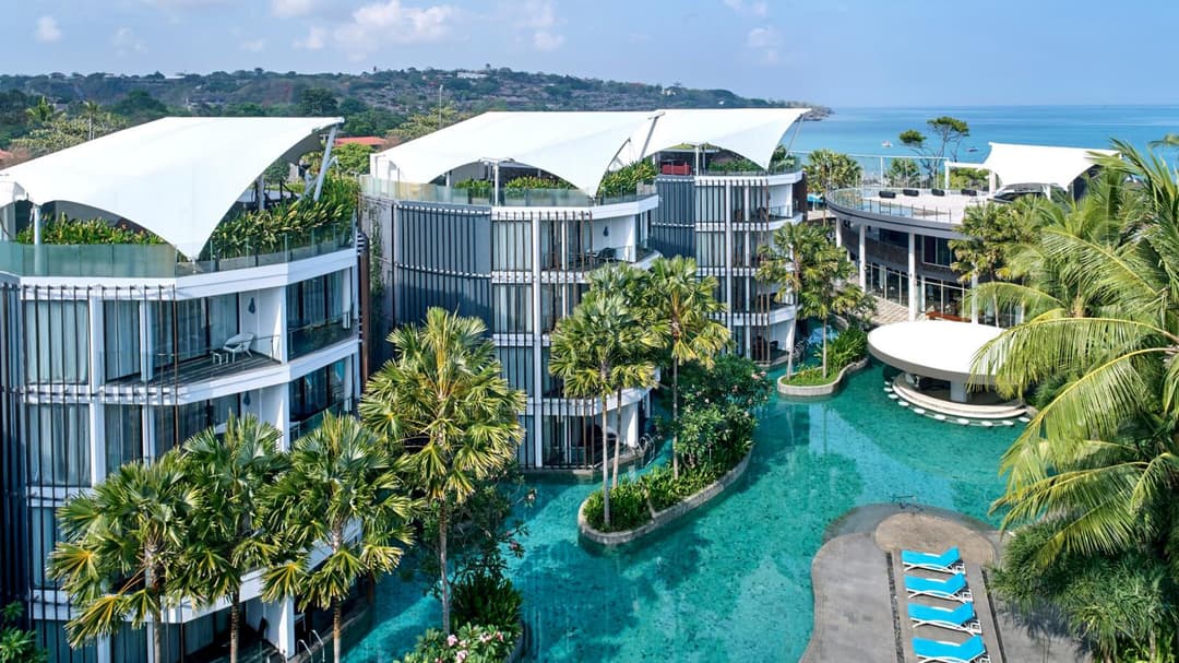 Le Meridien Bali Jimbaran — photo 1 of 71