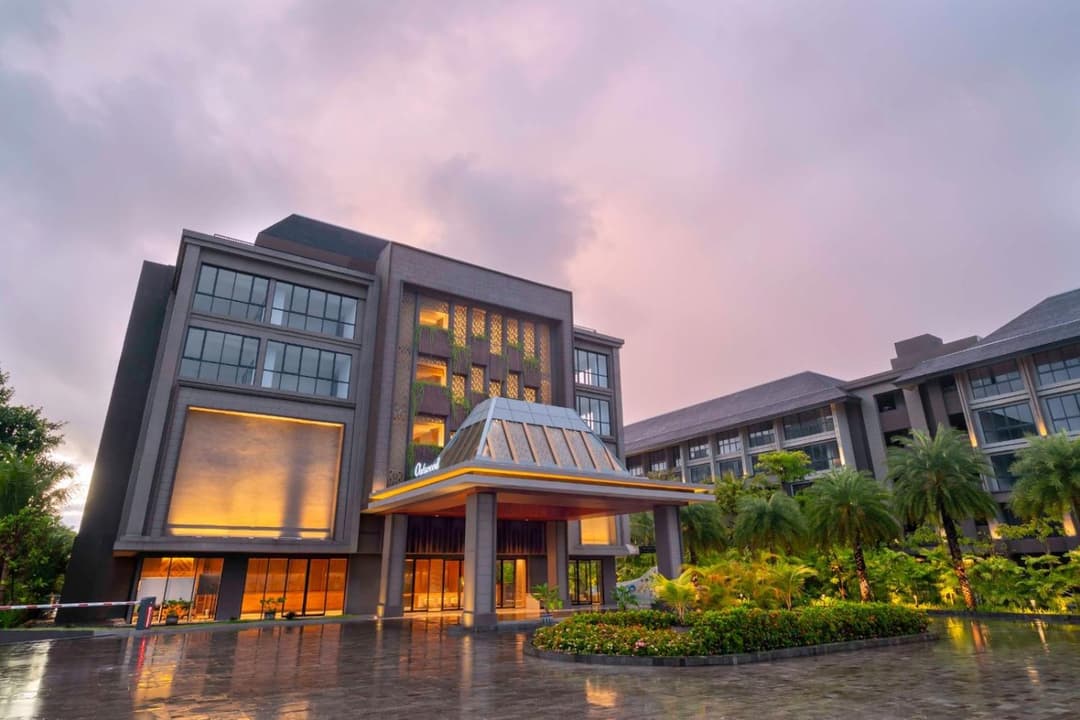 Lavaya Resort Nusa Dua Bali — photo 1 of 6
