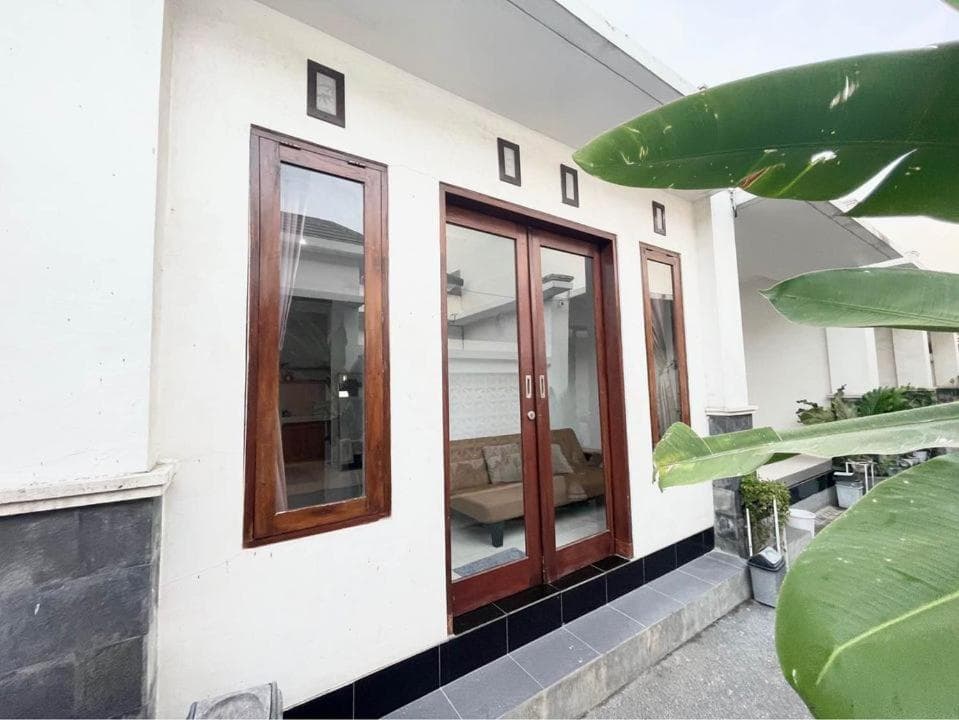 LaGriya Guest House — photo 1 of 25