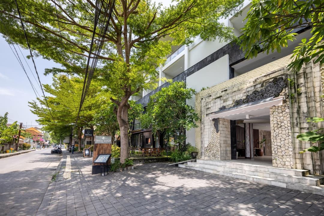 Taksu Sanur Hotel — photo 1 of 50