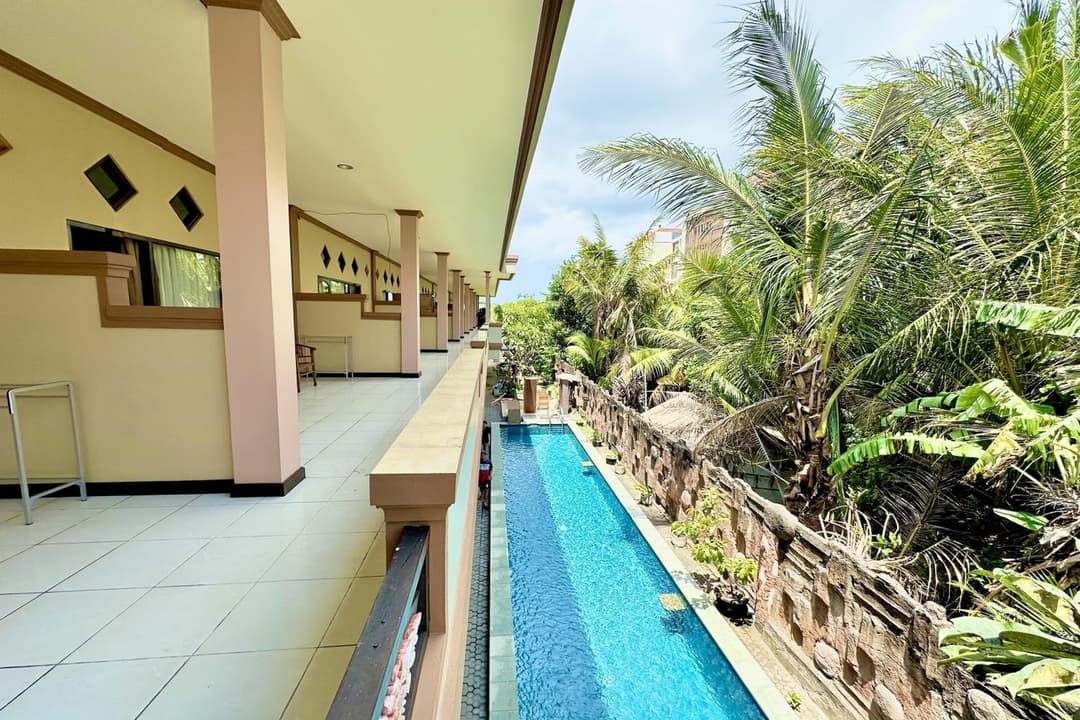 Taxa Raya Guest House — photo 1 of 25