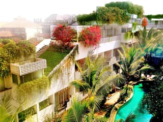 The Akmani Legian