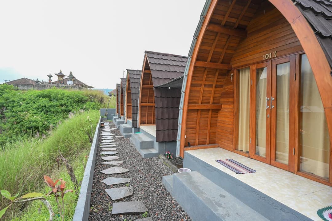 Volcano Cabin Batur RedPartner — photo 1 of 17