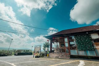 Bhuana Agung Villa and Restaurant