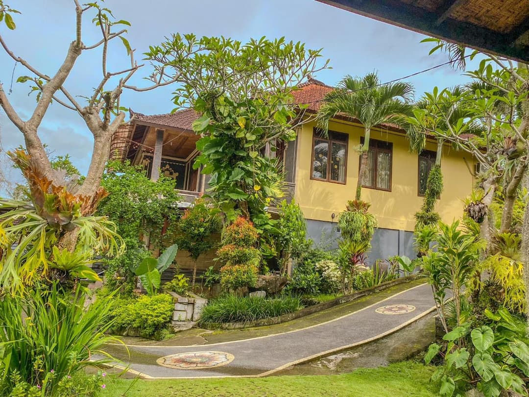 Desa Hostel — photo 1 of 73