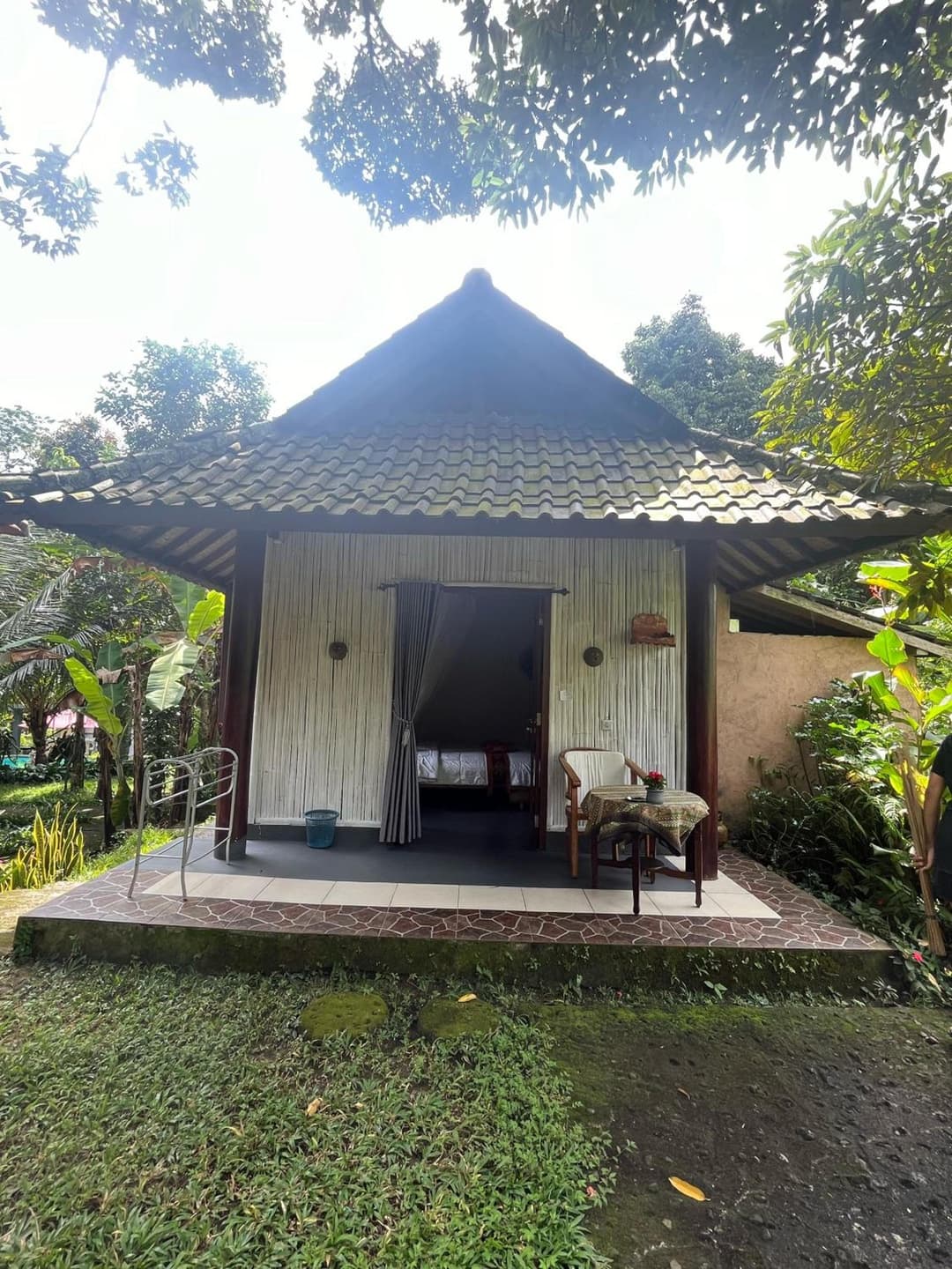 Khrisna Hs and Cottages — photo 1 of 147