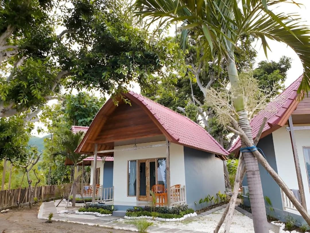 MESARI Cottage — photo 1 of 42