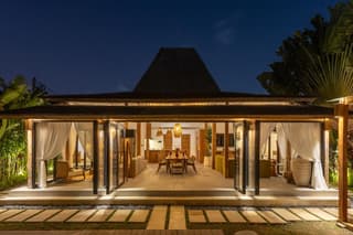 Villa Sebelah by Optimum Bali Villas