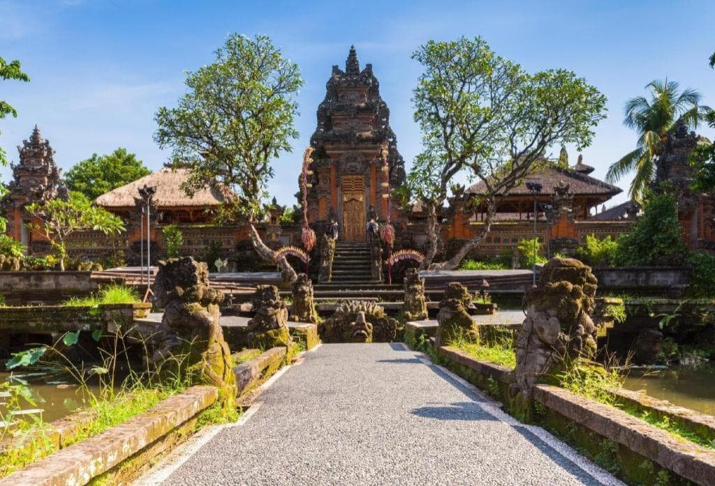 Baliwood Resort - The Mansion — photo 1 of 55